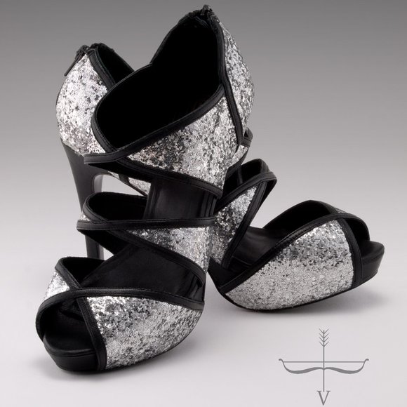 NWOT Pour La Victorie Glitter & Leather Heels - Picture 1 of 13